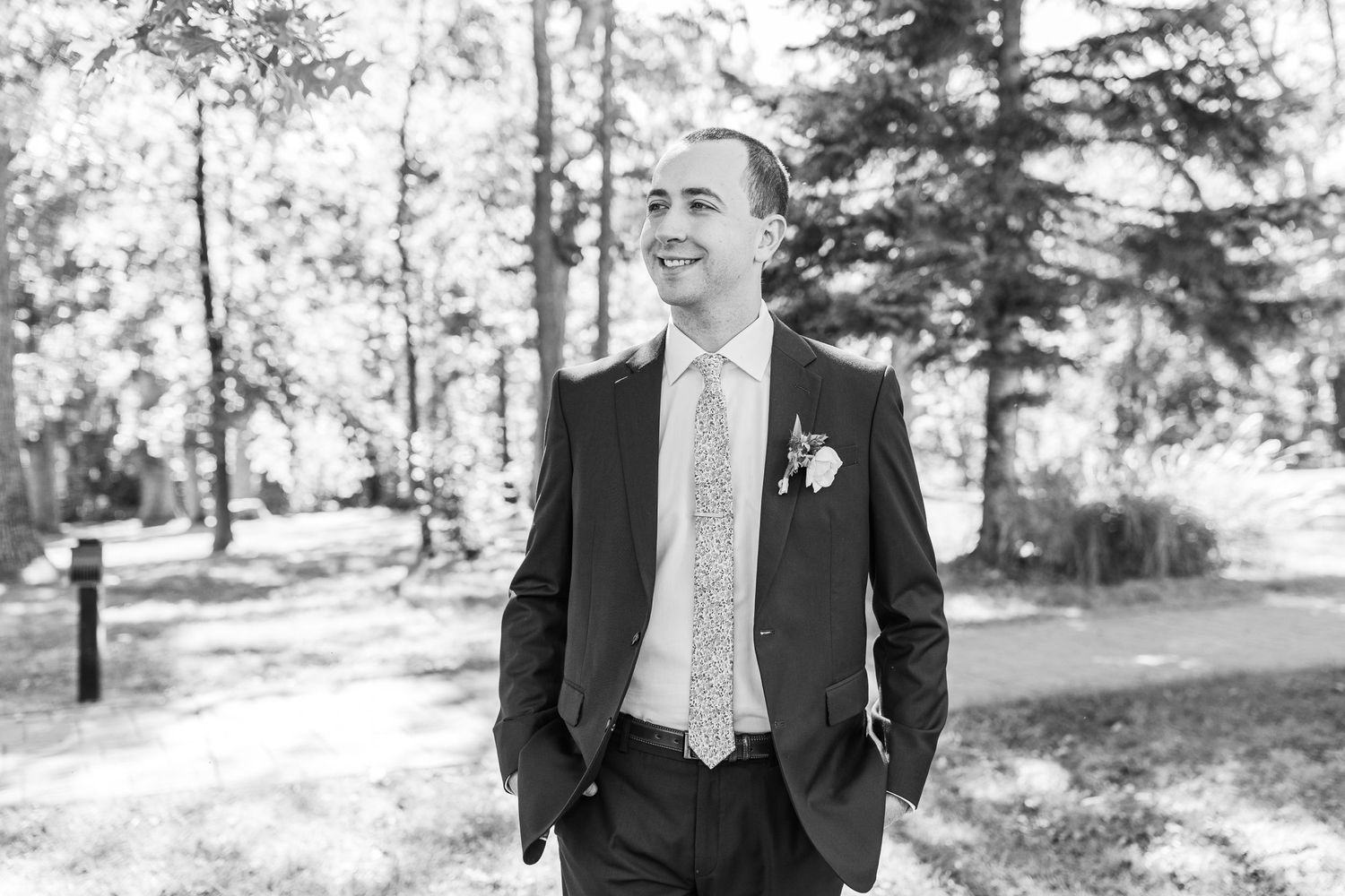 RUST MANOR HOUSE LEESBURG VIRGINIA WEDDING PICTURES BRIDE GROOM