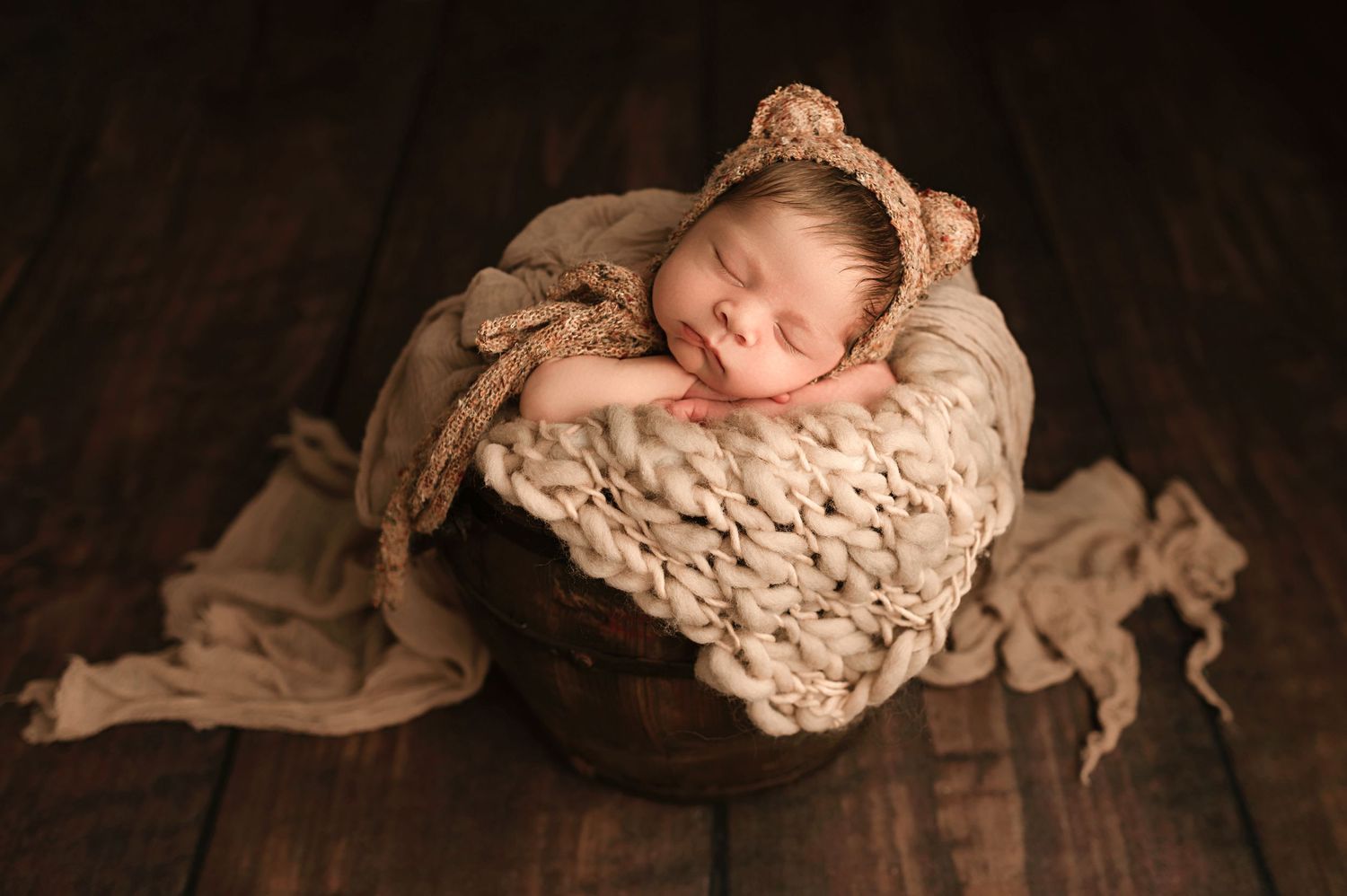 Riverside CA newborn photographer professional newborn photoshoot