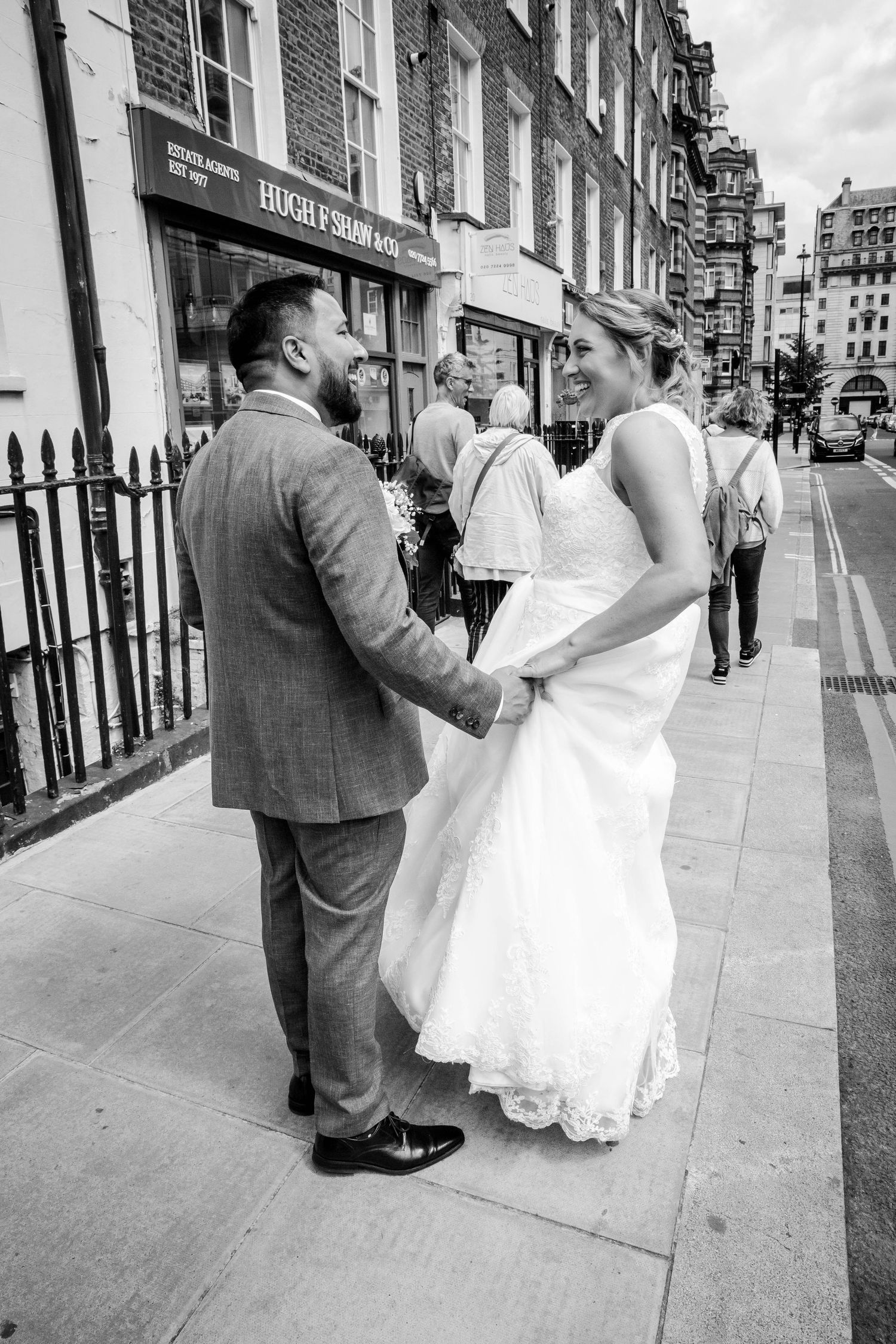 Hannah Bain London Wedding Photographer Marylebone Town Hall