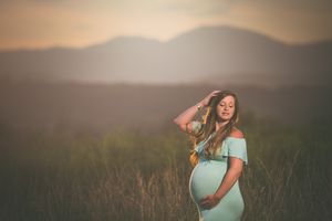 Knoxville Maternity Photographer Oak Ridge Farragut Lenoir City gown