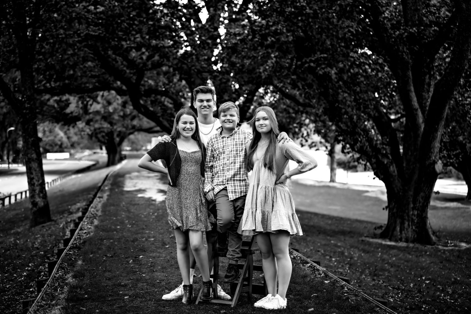 Palmerston North Newborn Baby Family Photographer. Teen Family Manawatu River