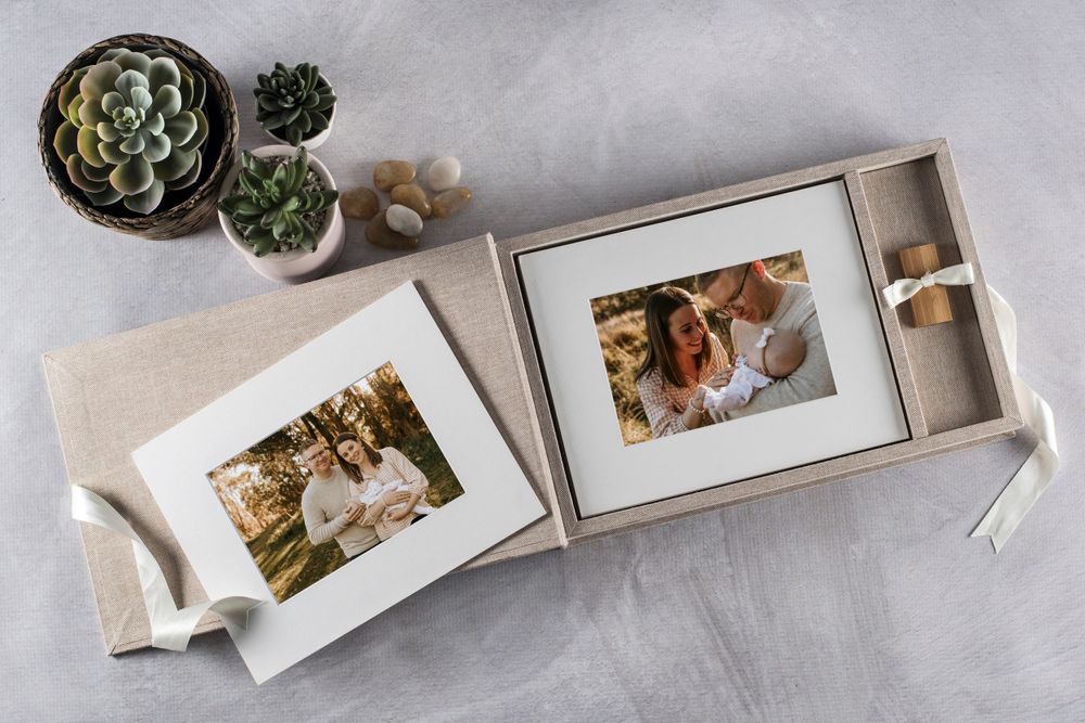 Albums and Folio Boxes Bowral and Southern Highlands Newborn