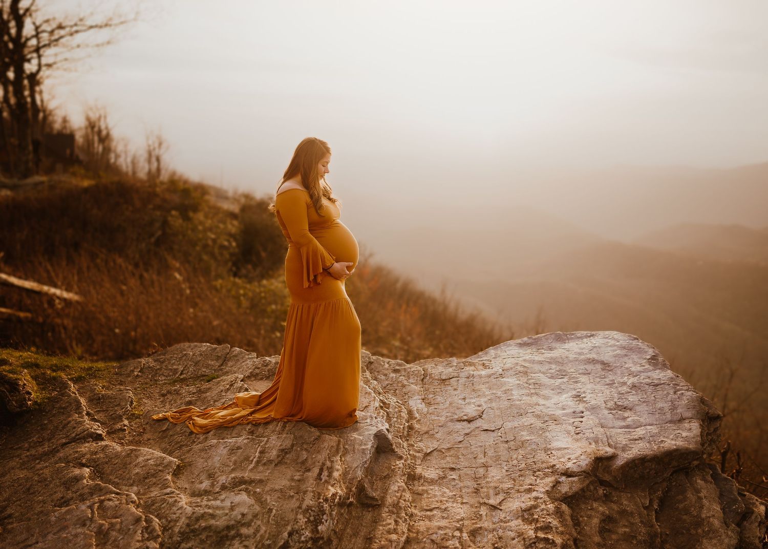 Pregnancy announcement photoshoot Gaffney SC
Golden hour maternity session South Carolina
Candid maternity photos in Upstate SC