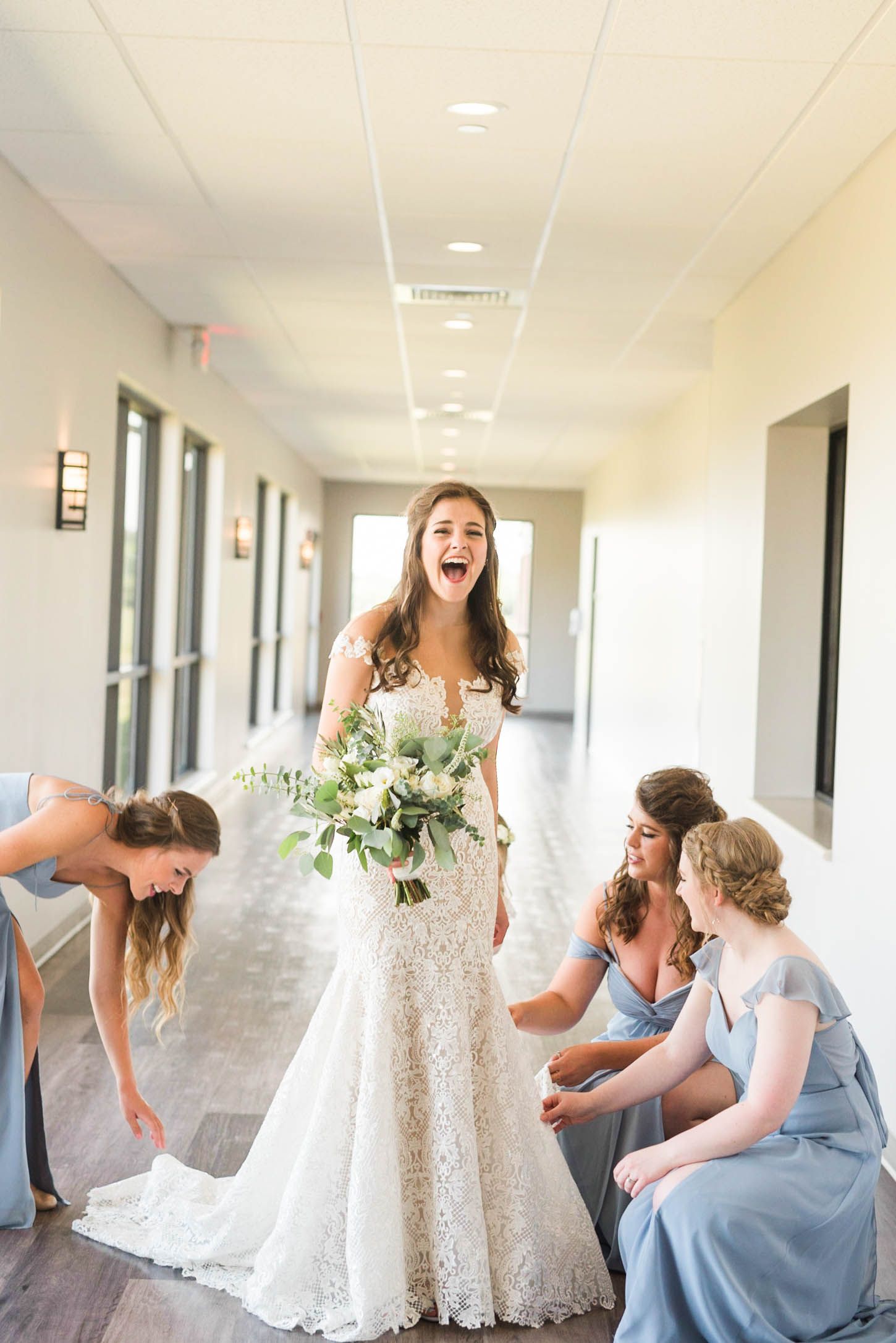Bride and bridesmaids portraits