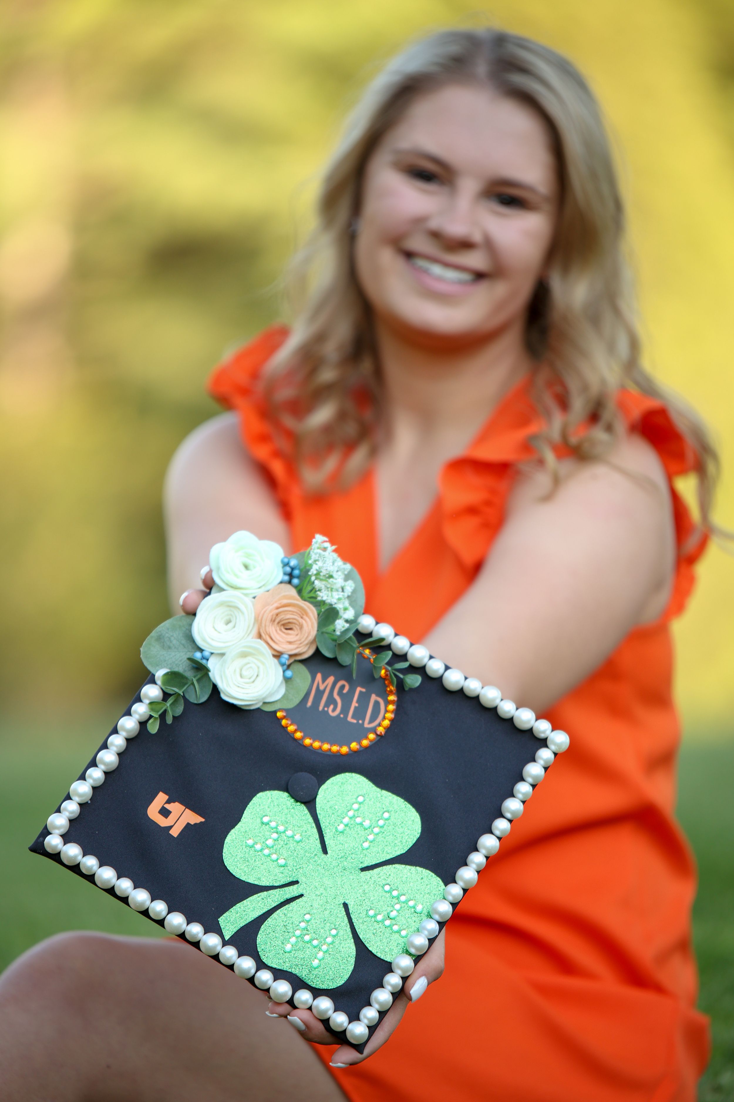 Wedding Photographer, Equine Event, Second Shooter in East Tennessee, TN, near Chattanooga, TN and North GA area. Graduate. Senior