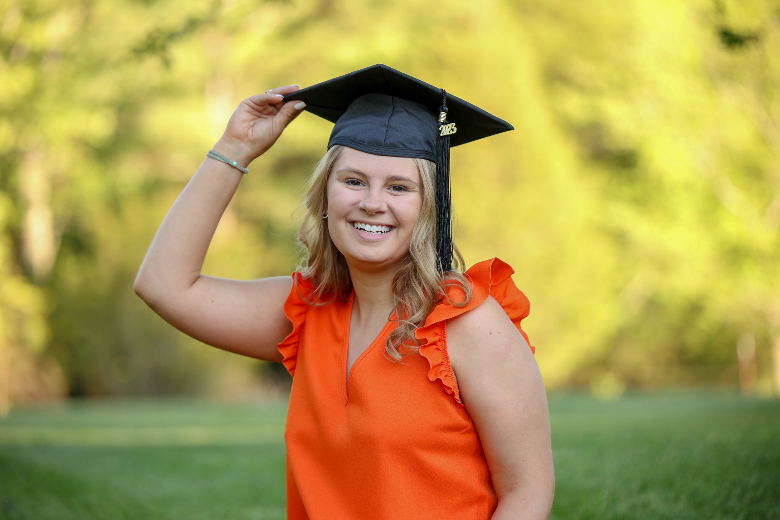Wedding Photographer, Equine Event, Second Shooter in East Tennessee, TN, near Chattanooga, TN and North GA area. Graduate. Senior