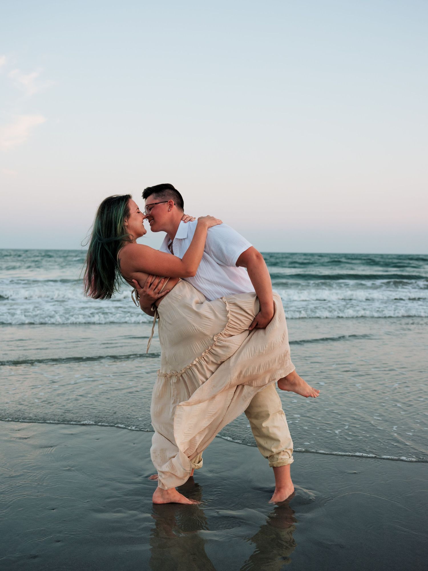 10 Tips on What to wear for your engagement session in Wilmington North Carolina