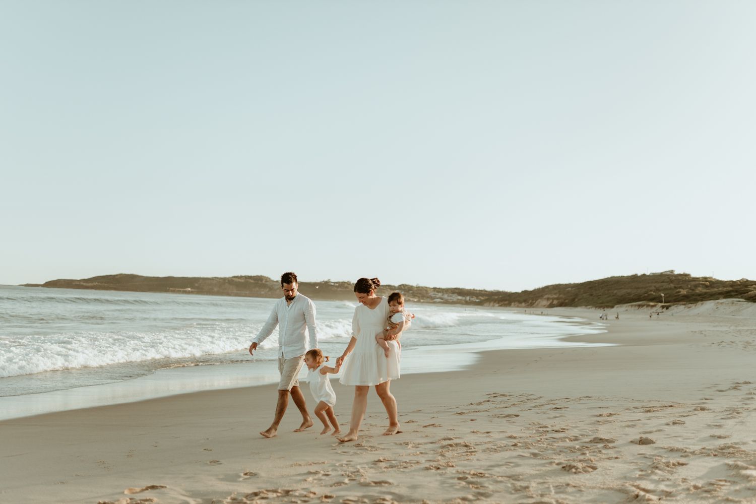 boho lifestyle photographer capturing raw real moments. based in lake Macquarie nsw, servicing the central coast and New