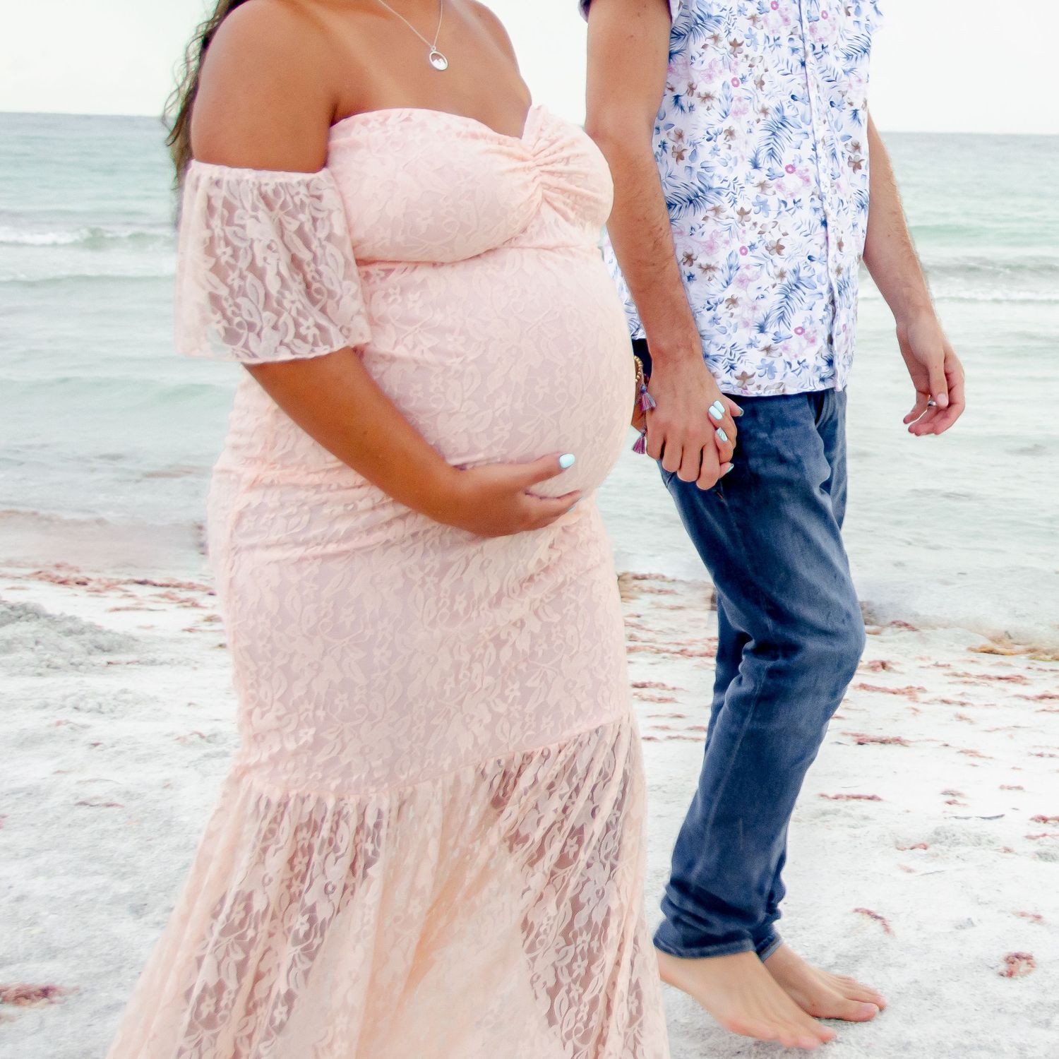 Beach maternity session