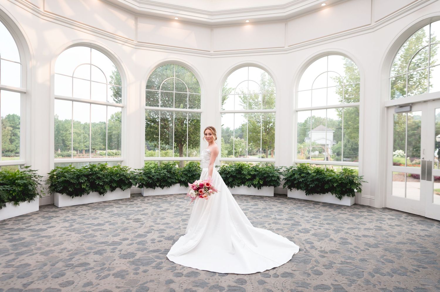 wedding photographer, Huntsville Alabama, wedding venue, wedding florist, wedding venues, Huntsville botanical Gardens