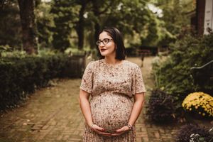 maternity photographer near me