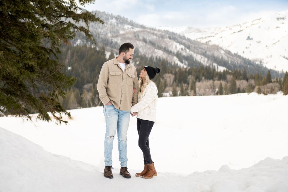 Tibble Fork engagement photos in the snow