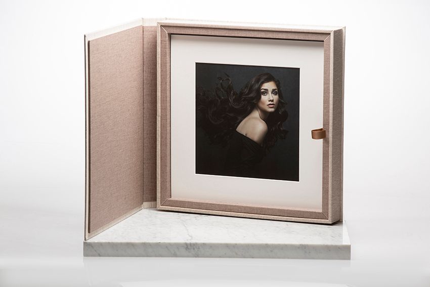 Photographic boxed album