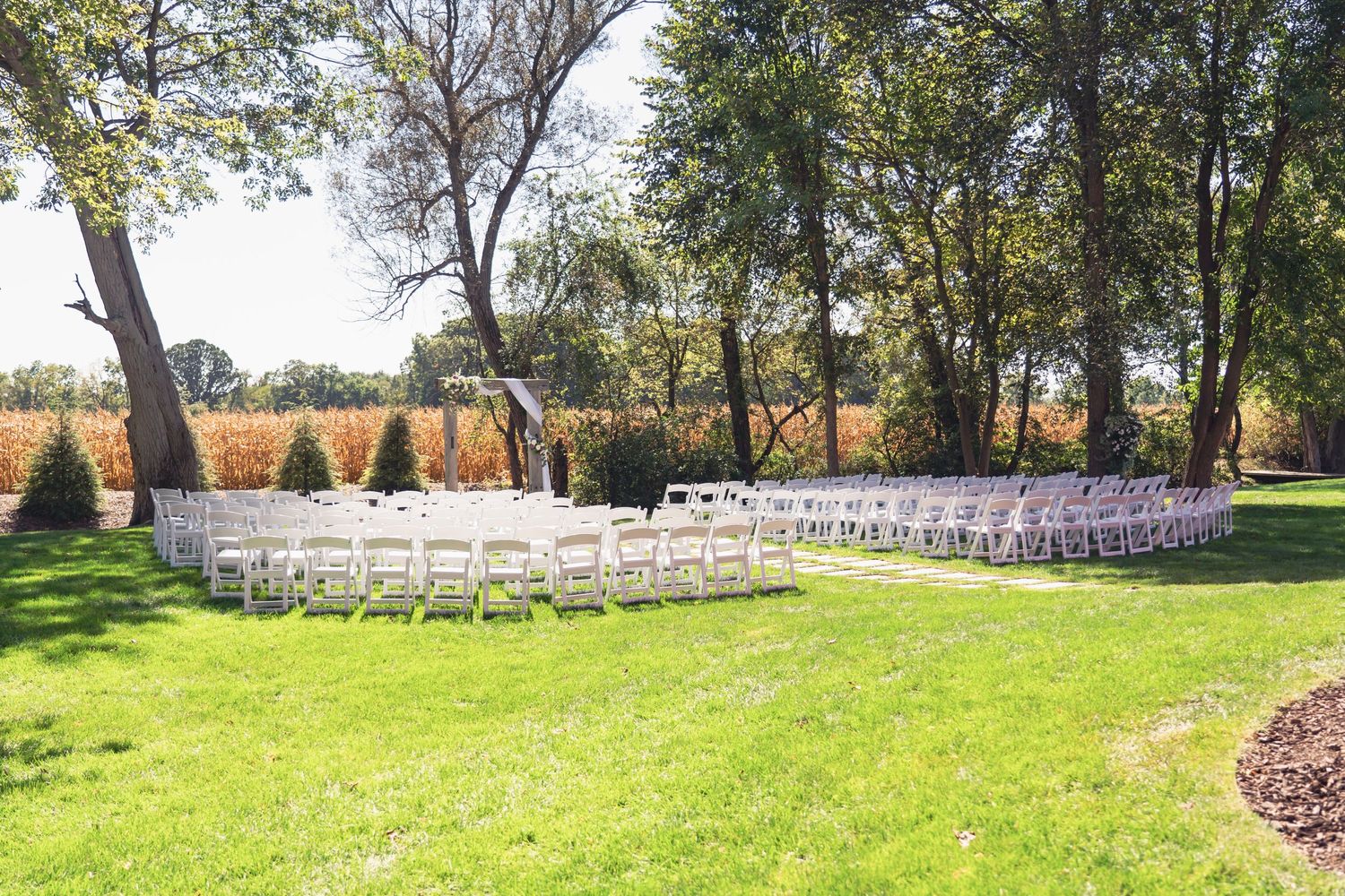 Blue Heron Barn Kalamazoo Wedding Venue - Photographer and Videographer Almost Fantasy