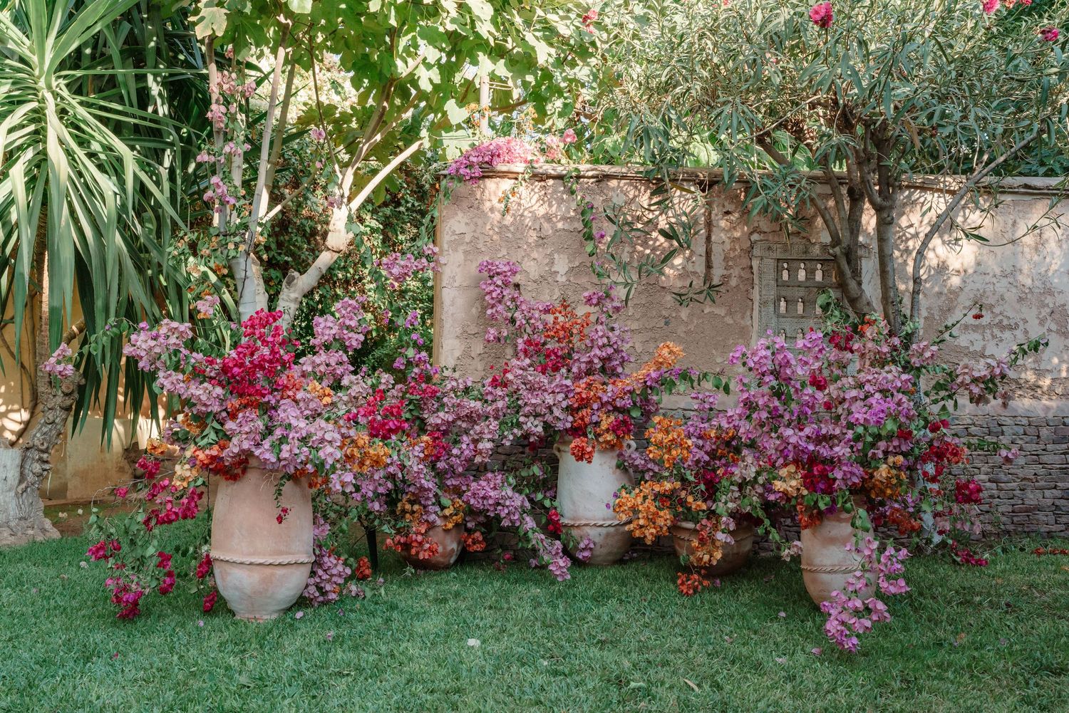 Zara Davis Wedding Photography Morocco Marrakech Hotel Les Deux Tours Ceremony set up flowers