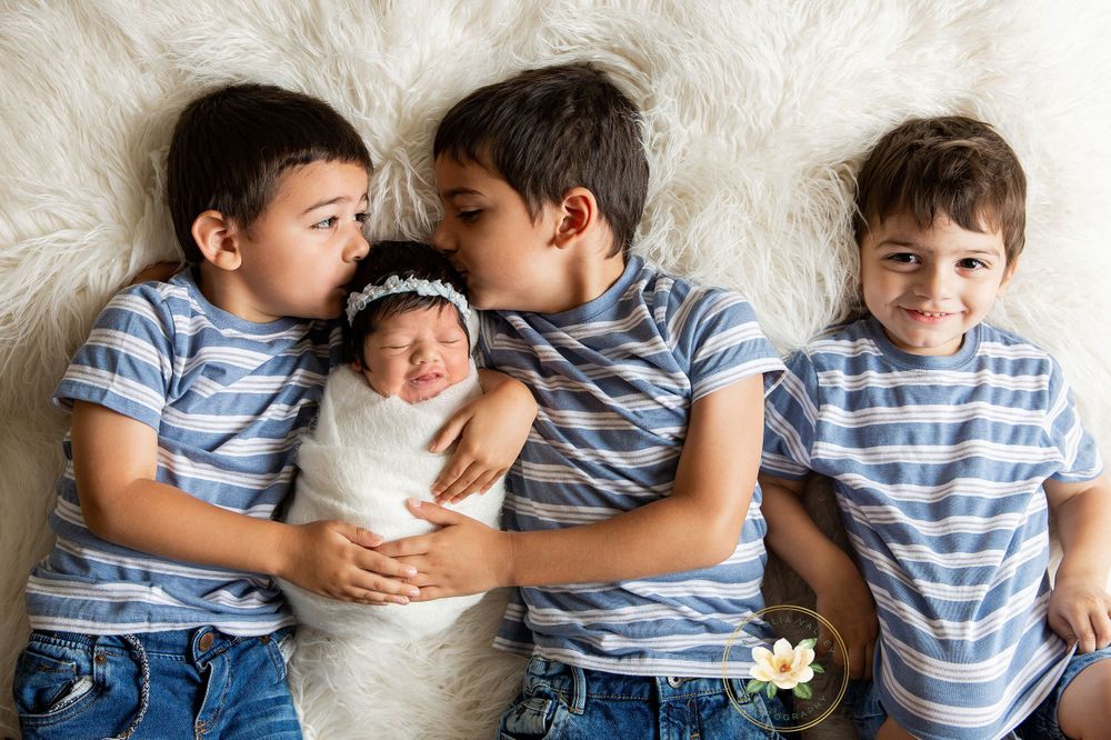 Magnolia Valley Photography, Bucks County Newborn Photographer , Montgomery County Newborn Photographer