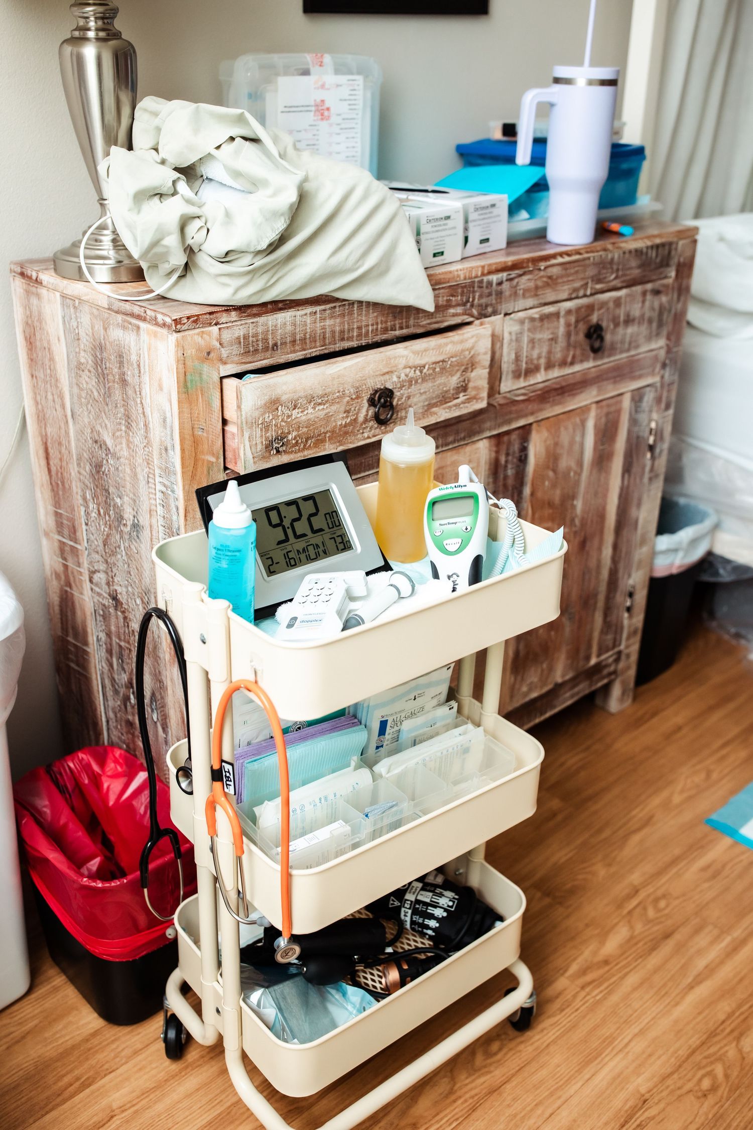 tacoma birth photographer the birthing inn Tacoma newborn photographer tacoma maternity photographer
