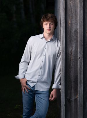 Duluth Minnesota area senior grad photographer