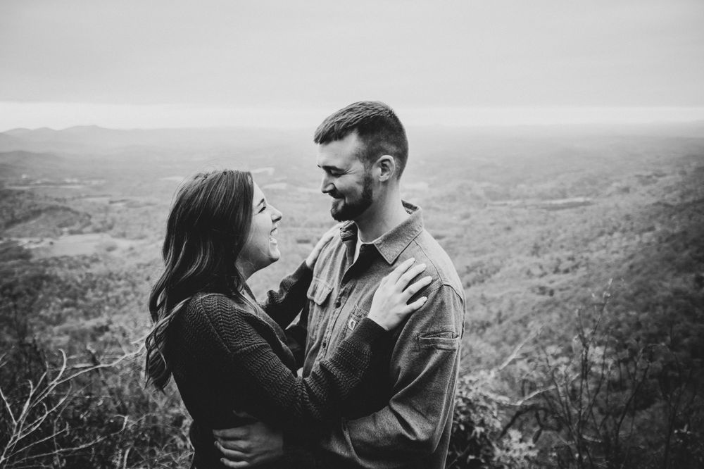 Oak Photography Couple Photoshoot in Virginia