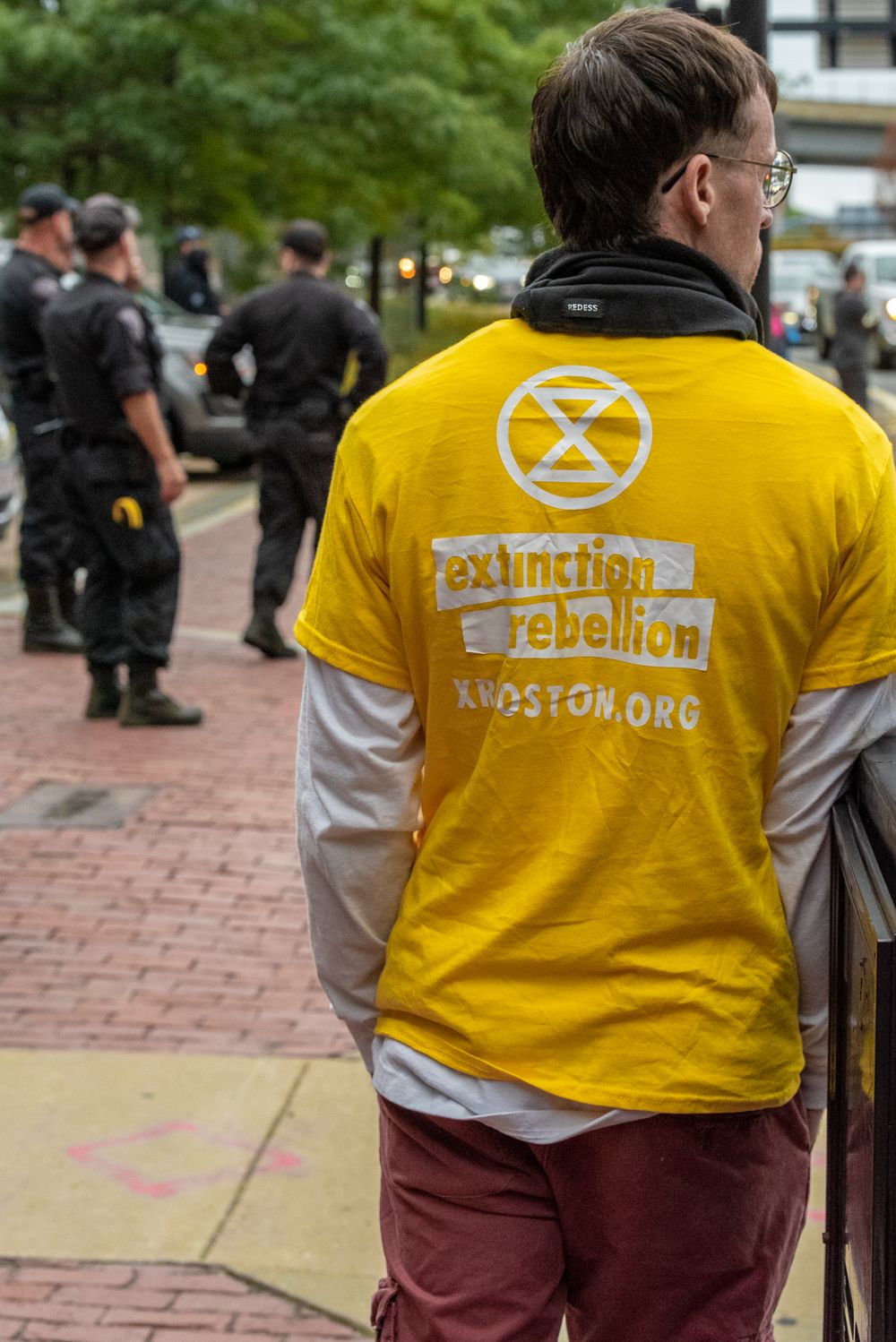 Extinction Rebellion Boston shuts down morning traffic and demands that Massachusetts ban new fossil fuel infrastructure