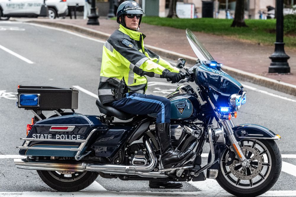 Extinction Rebellion Boston shuts down morning traffic and demands that Massachusetts ban new fossil fuel infrastructure