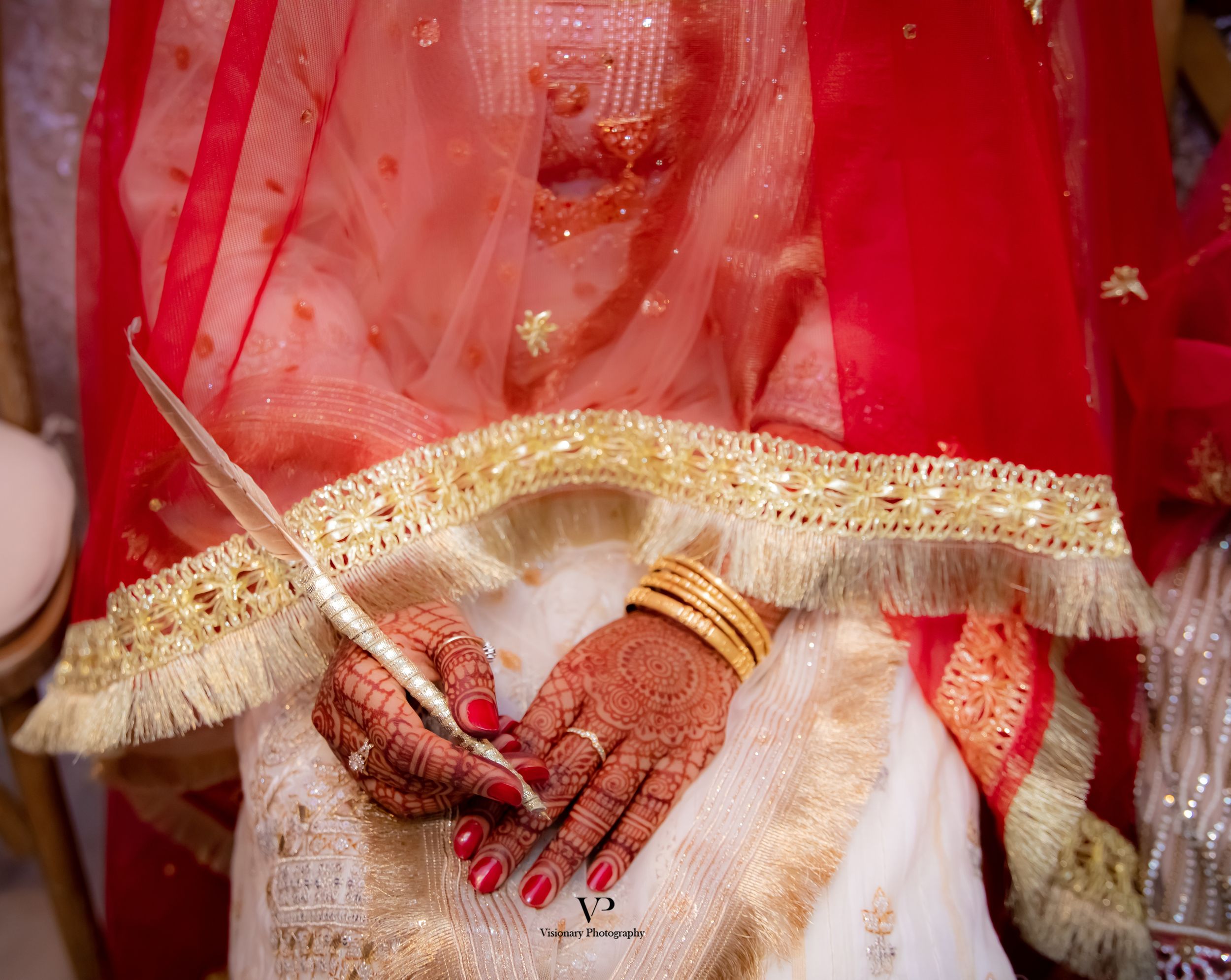 Muslim Bride hand and Pen for signature
