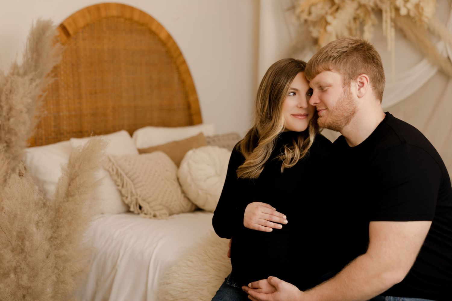 Maternity Photographer, Maternity Photos, Ohio Photographer, Family Photos, Pregnancy Photos, Lifestyle Photographer