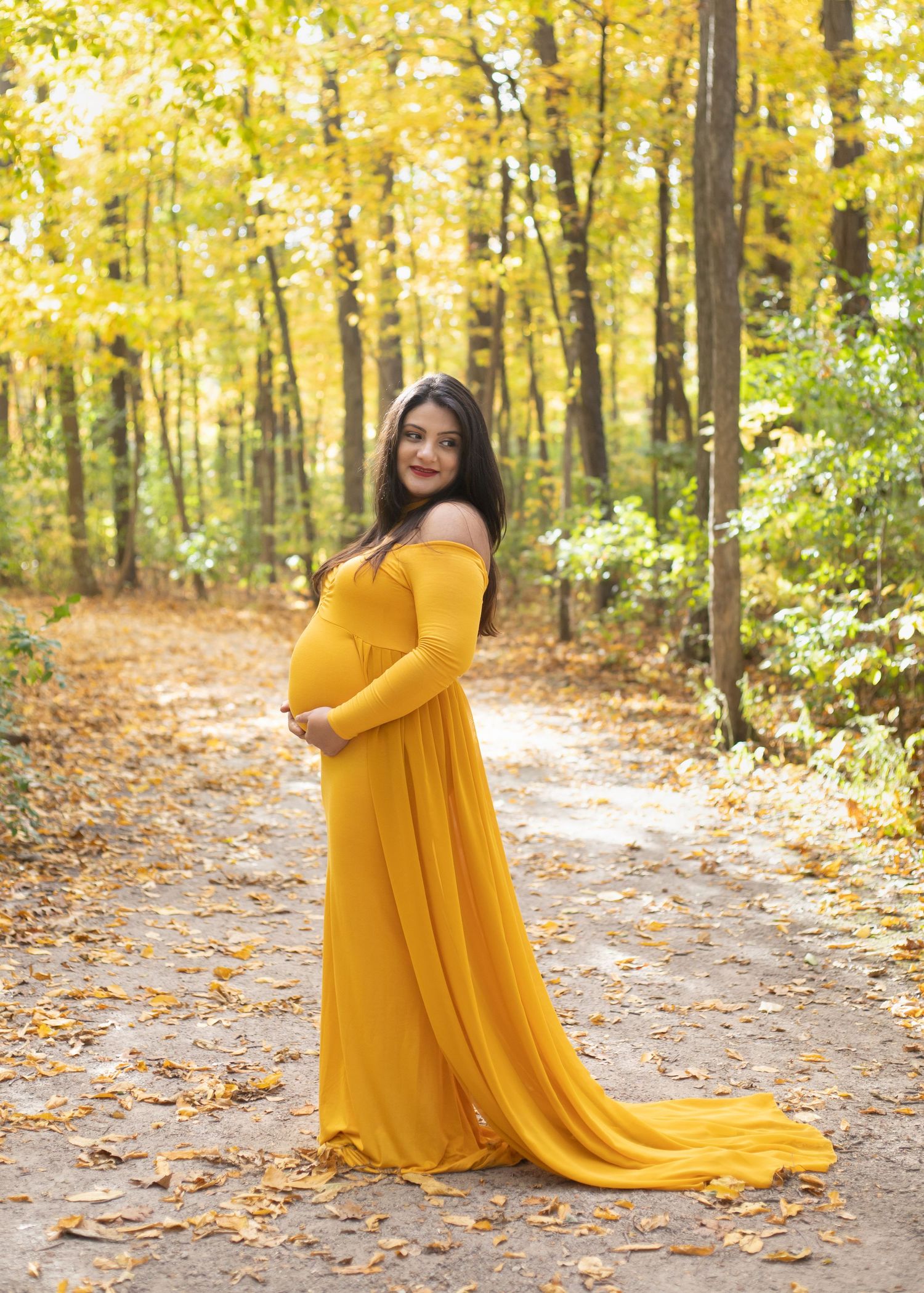 Family, Children, Newborn, High School Senior Photography.   Senior Photos, Headshots. In studio photography, natural li
