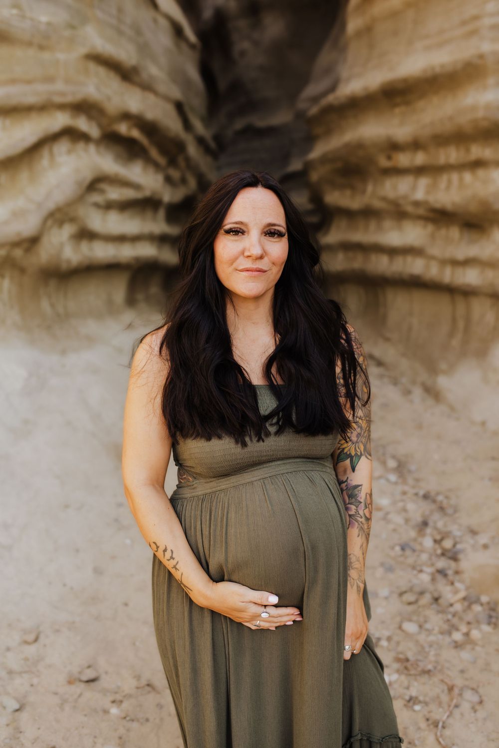 San Diego family photographer, family photographer, family beach photoshoot, beach maternity photoshoot