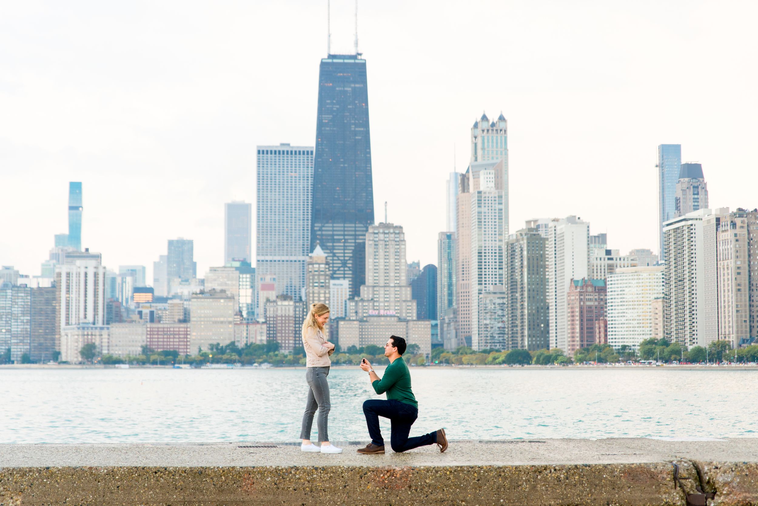 The Best Places to Propose in Chicago Alana Lindenfeld Photography