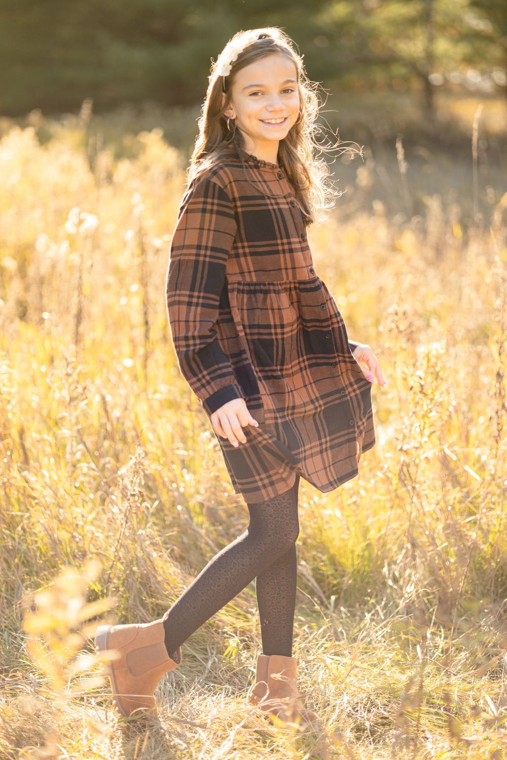 family photography, Komoka provincial park, sunset, plaid girls dress