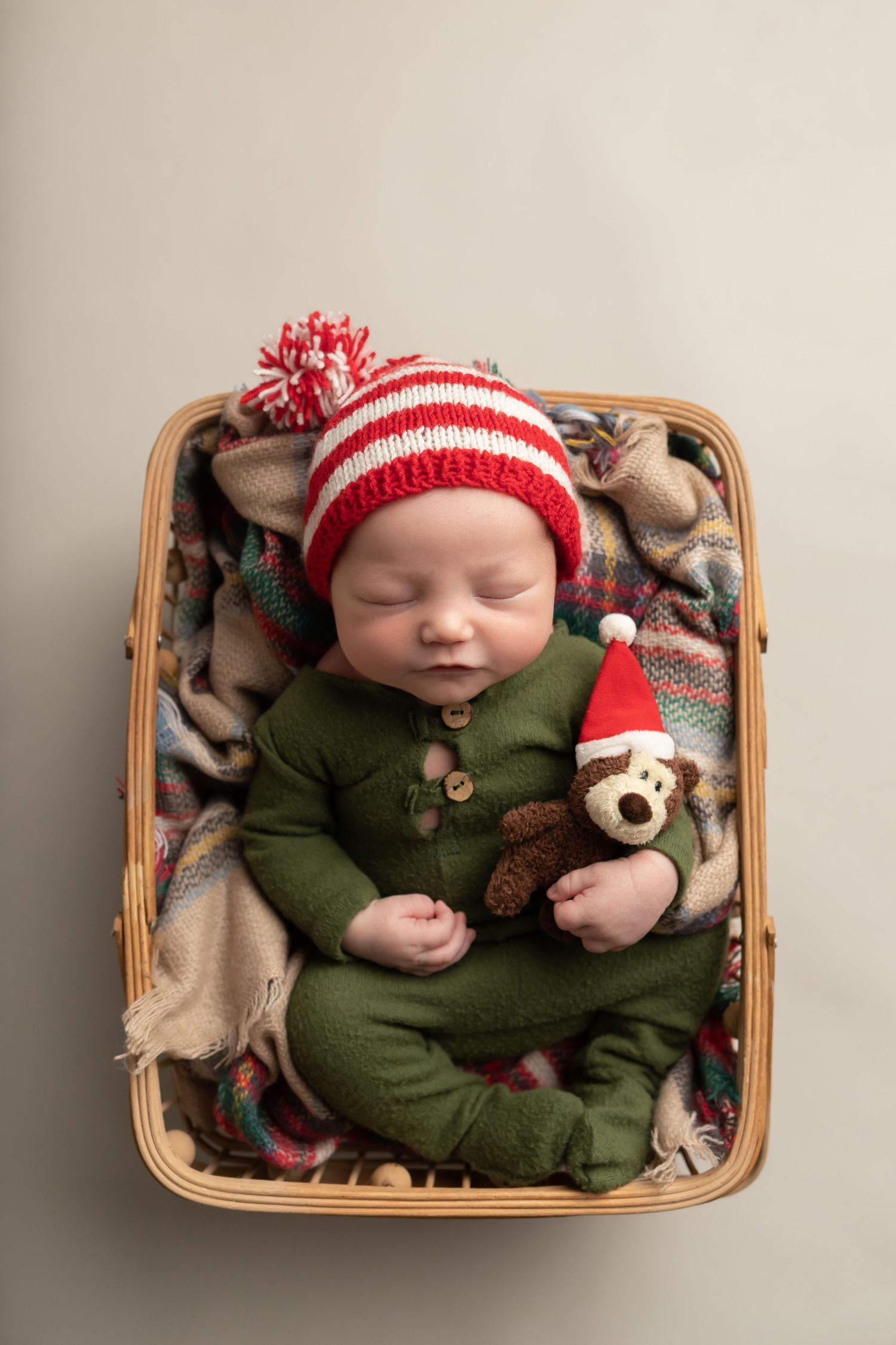 Newborn boy photo, taken by Jen Knightstep, Photographer