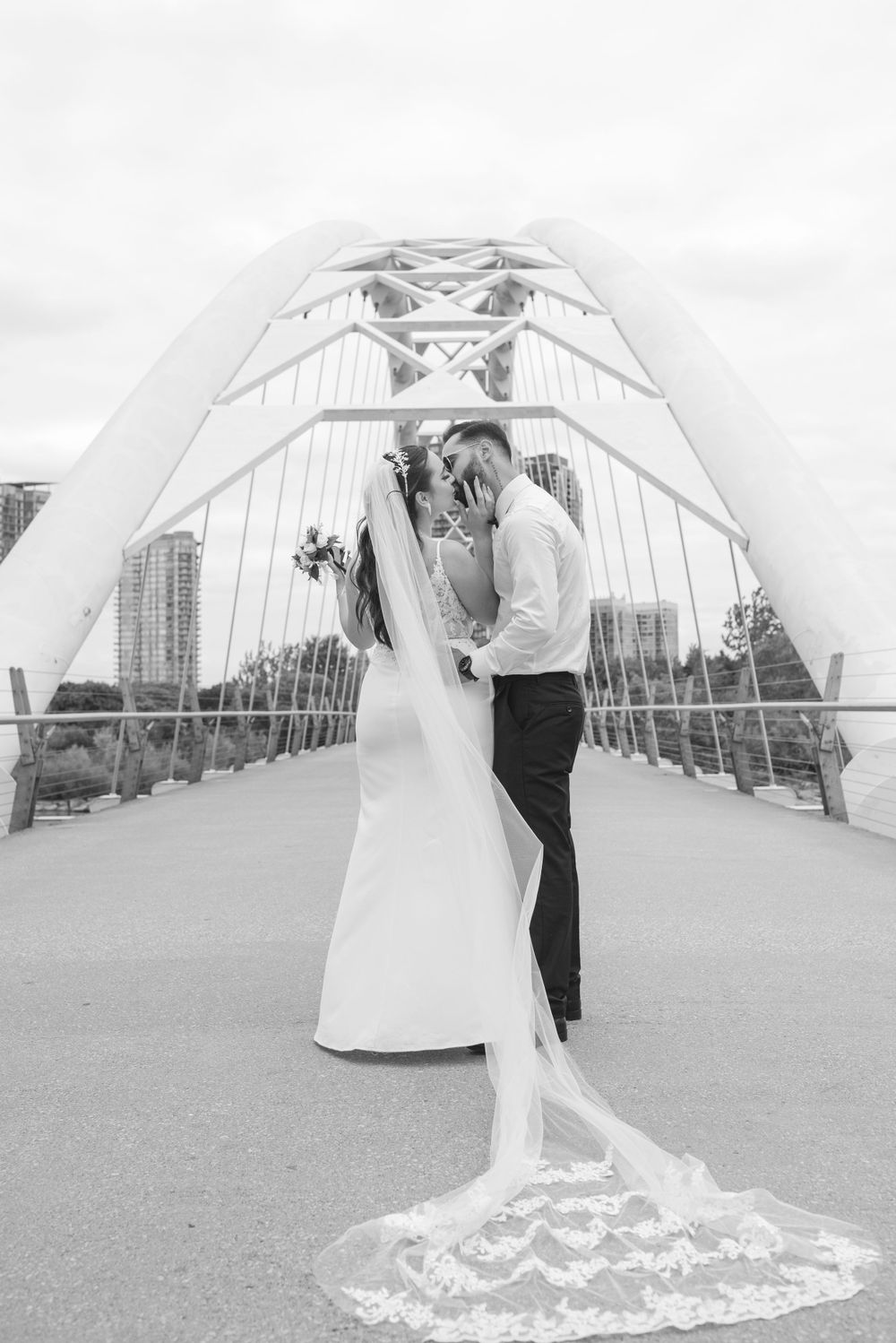 Toronto wedding photographer at Humber Bay Bridge