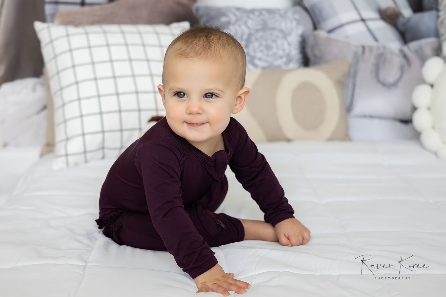 Individual children's portrait session on location in Knoxville Tennessee