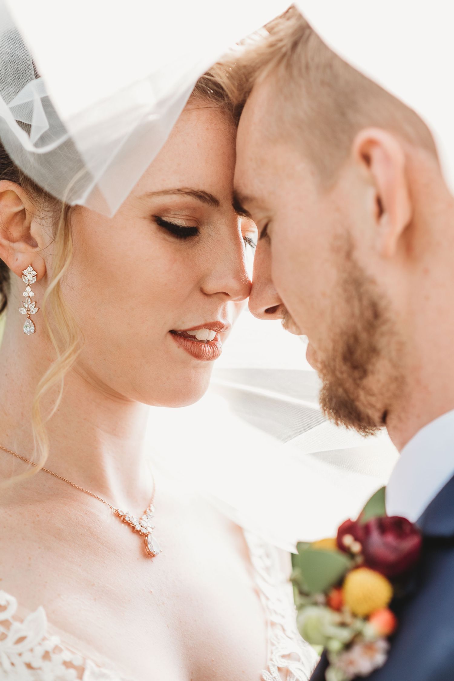 wedding photographer, wisconsin photographer, Amanda Clark, Manda Mae Photography, wedding details, wedding bouquet