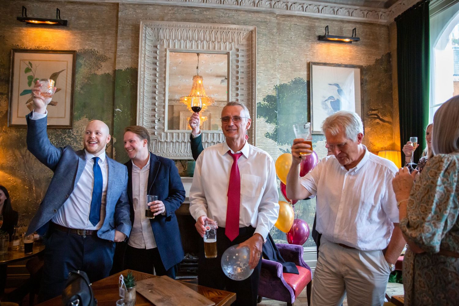 wedding guests in chelsea london