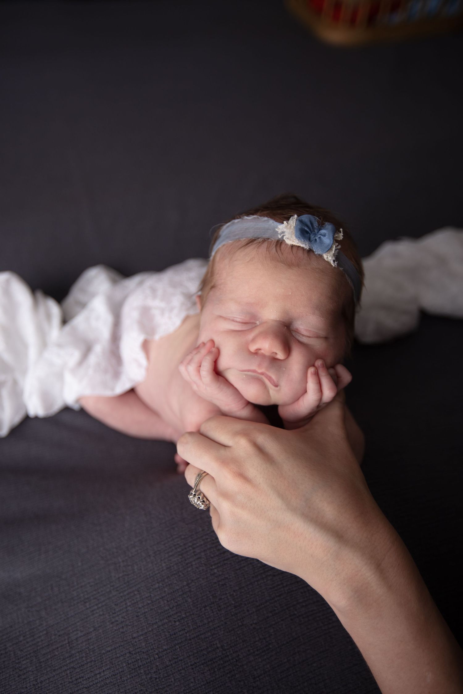 South Jersey Photographer, family newborn photo session in marlton nj, medford nj, evesham nj, cherry hill nj.