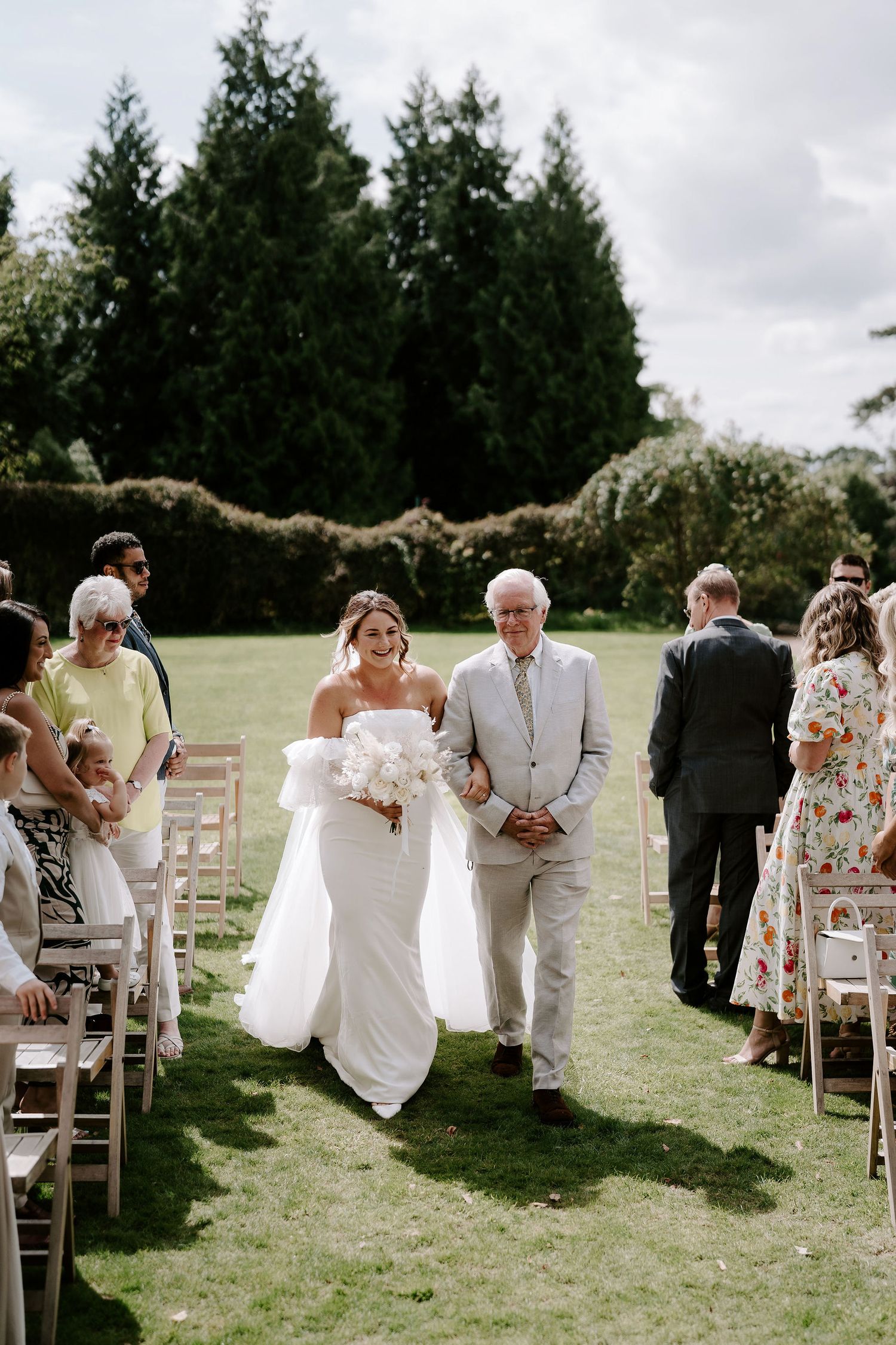 Somerset-wedding-outdoor-ceremony-bride-and-dad