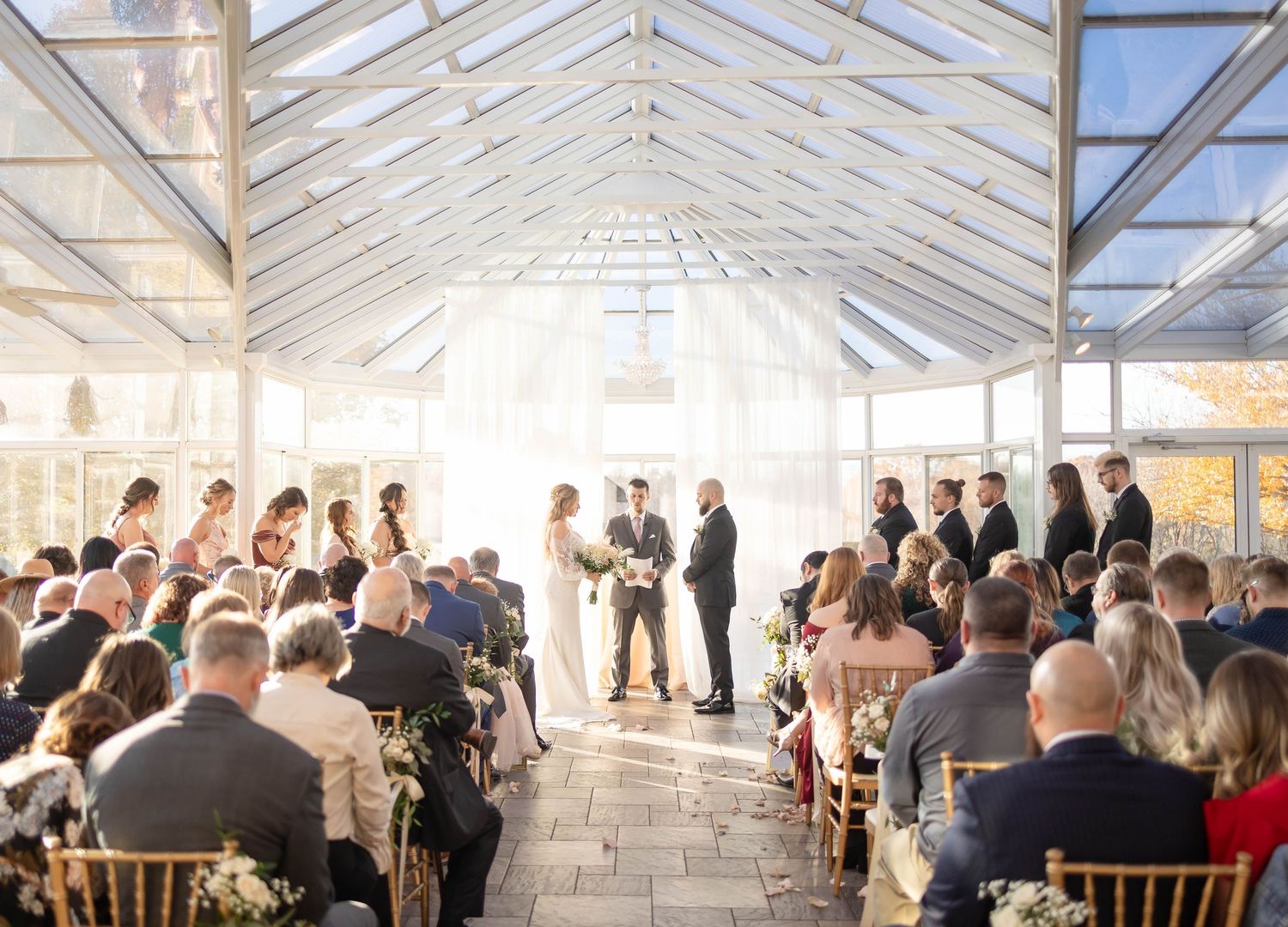 Pretty sunshine effect on wedding photo