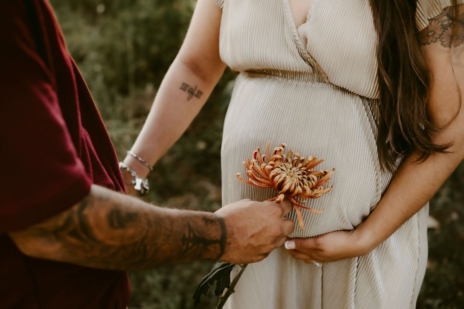 Katy Montoya Photography - Kenedy, Texas Photographer - Belly Detail during a Maternity Session in Luling, Texas