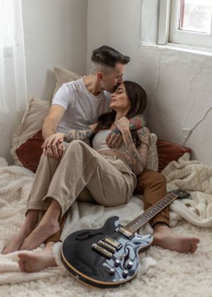 Hamilton, Haldimand, Norfolk, Brant Couple & Engagement Photographer