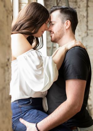 Hamilton, Haldimand, Norfolk, Brant Couple & Engagement Photographer