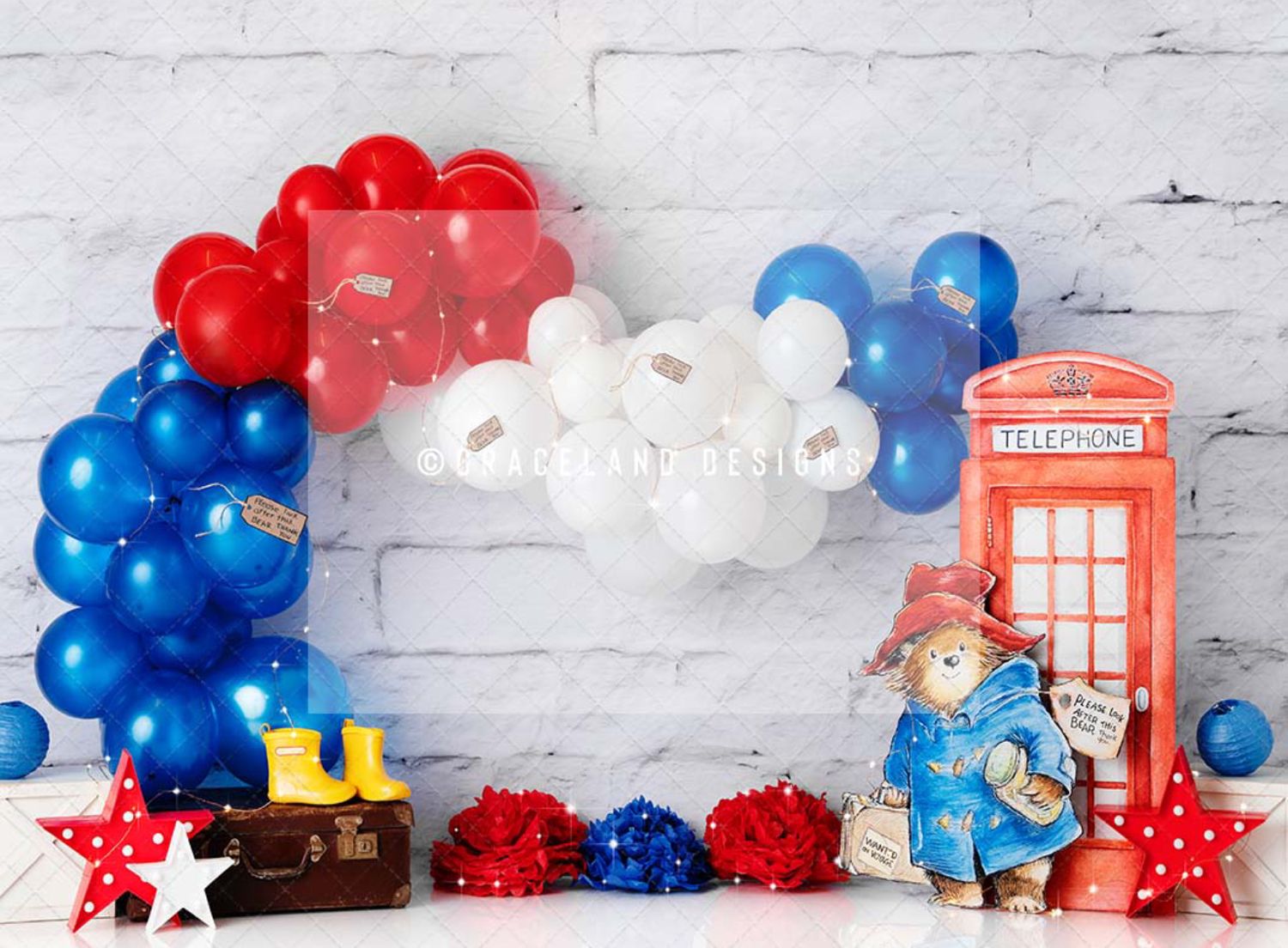 Expert newborn, maternity, family & cake smash photography in Hayes, West London. Studio & home sessions with props, backdrops & accessories