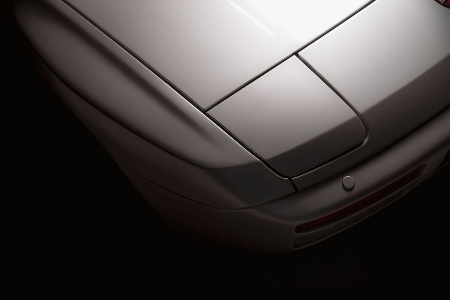 Porsche 944 S2 mit geschlossenem Scheinwerfer