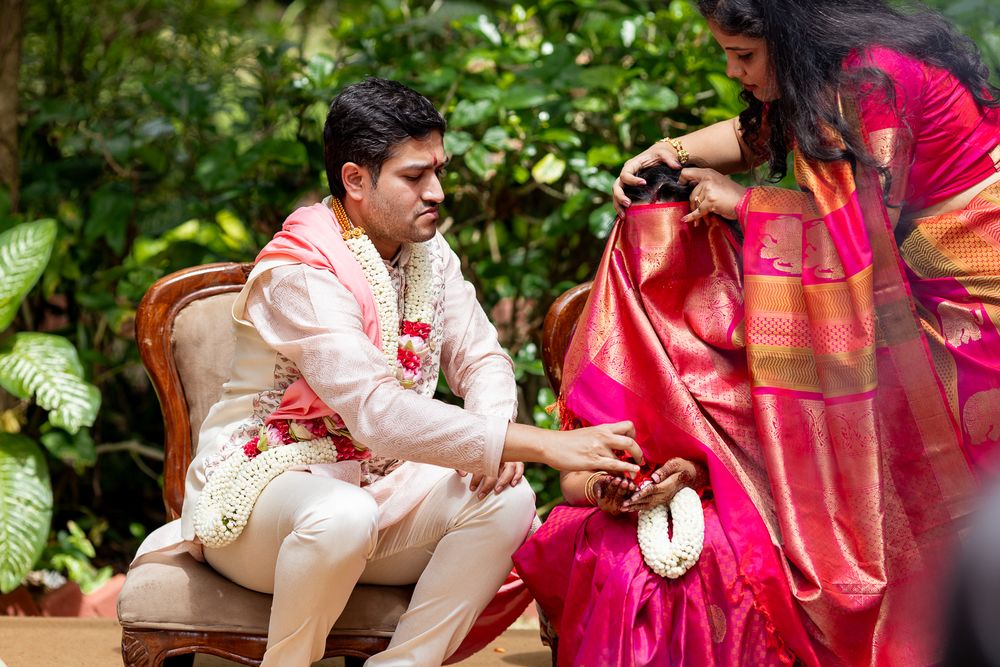 A South Indian Bengali wedding with a pet cat at Taj West End, Bengaluru