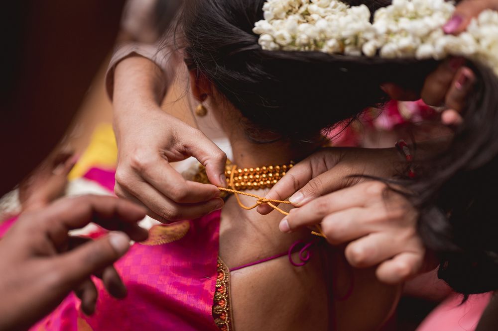 A South Indian Bengali wedding with a pet cat at Taj West End, Bengaluru