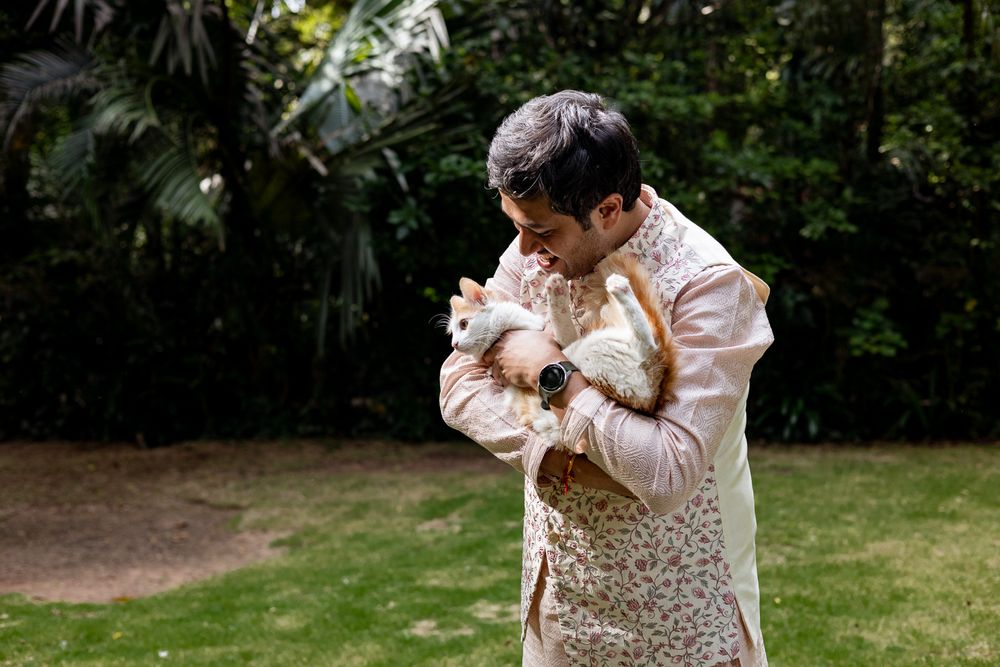 A South Indian Bengali wedding with a pet cat at Taj West End, Bengaluru