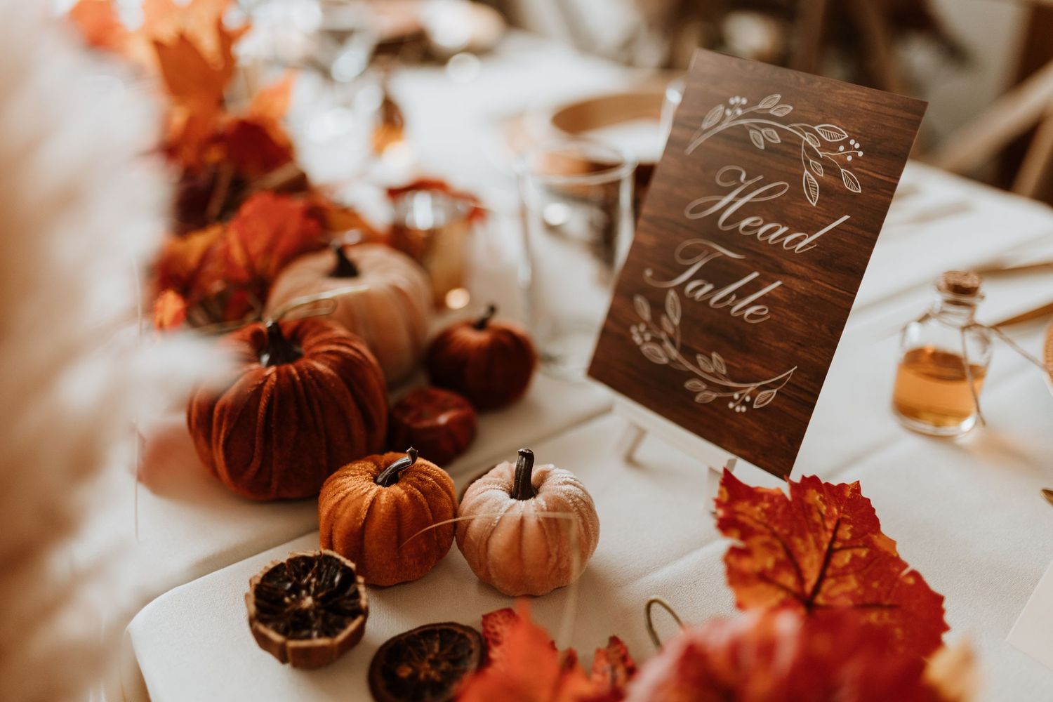 Orange and brown wedding colour schemes for autumn
