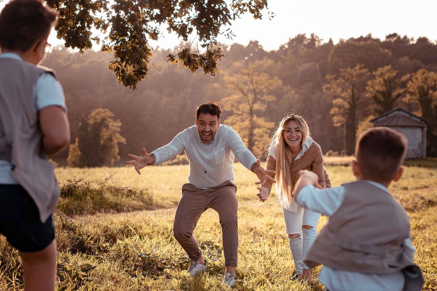 Family, servizio fotografico di famiglia, famiglia, fotografo di famiglia,family session, sunset, varese, como, ticino, tramonto, all'aperto