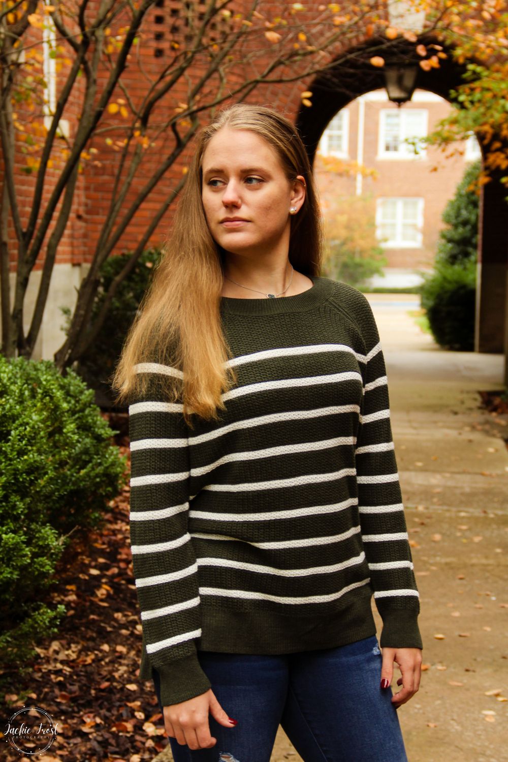 portrait, senior year, fall, autumn, campus